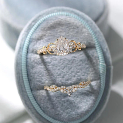 Retro Light - Luxury Waterdrop Zircon Ring Set - Nova Exporters